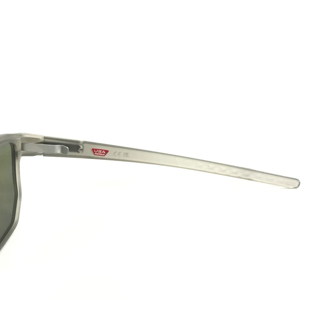Oakley Sunglasses Latch Beta OO9436-0654 Matte Grey Ink Prizm Sapphire Polarized